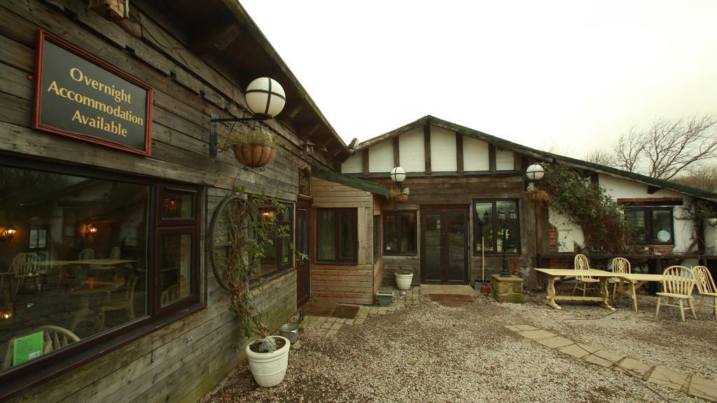 The Edge Accommodation Huddersfield Eksteriør bilde